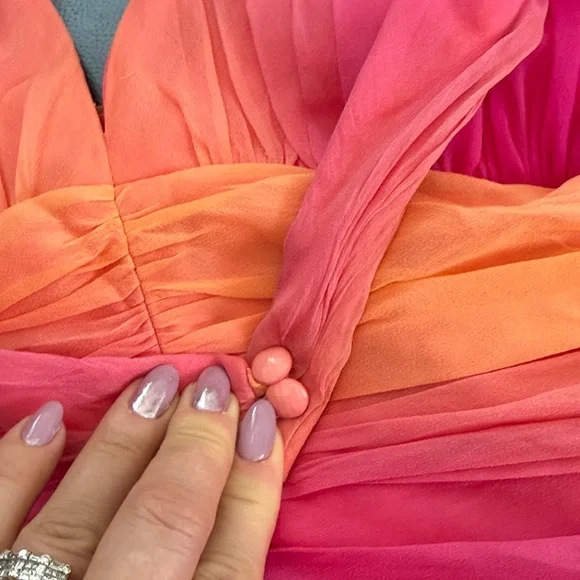 Cache Halter Top in Pink and Orange Ombre 100% silk - Picture 13 of 13